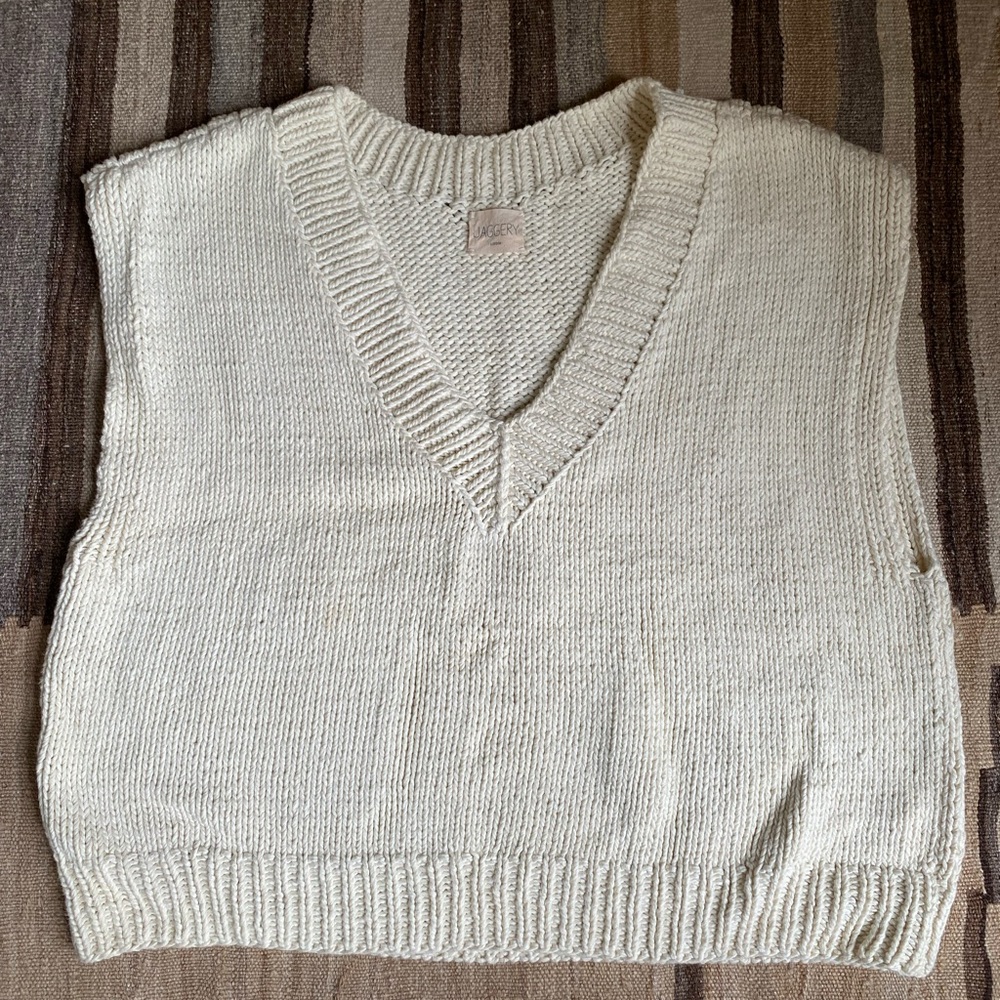 Jaggery London V-Neck Sweater Vest